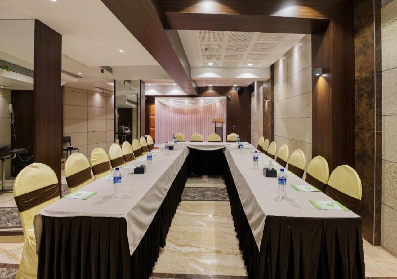 Hotel Laxvas Thane Luaran gambar