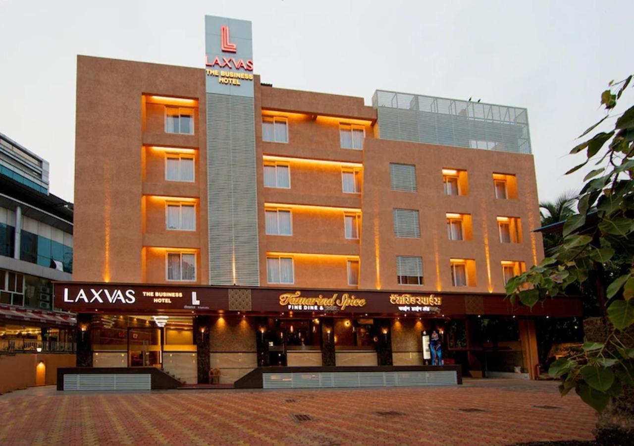 Hotel Laxvas Thane Luaran gambar