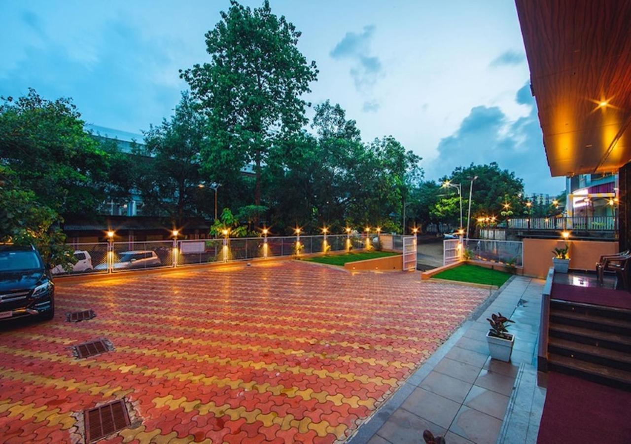 Hotel Laxvas Thane Luaran gambar