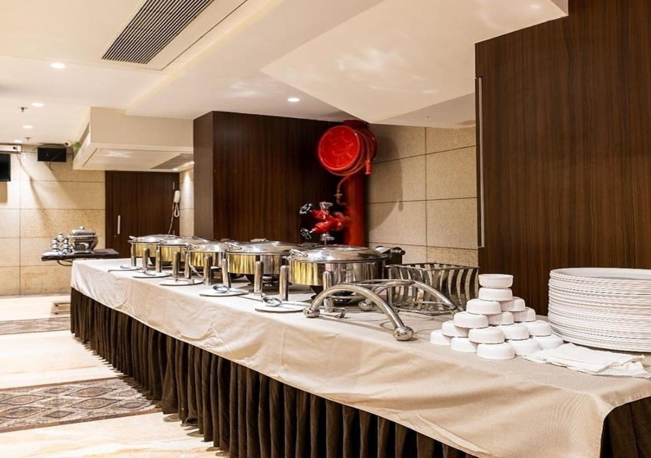 Hotel Laxvas Thane Luaran gambar